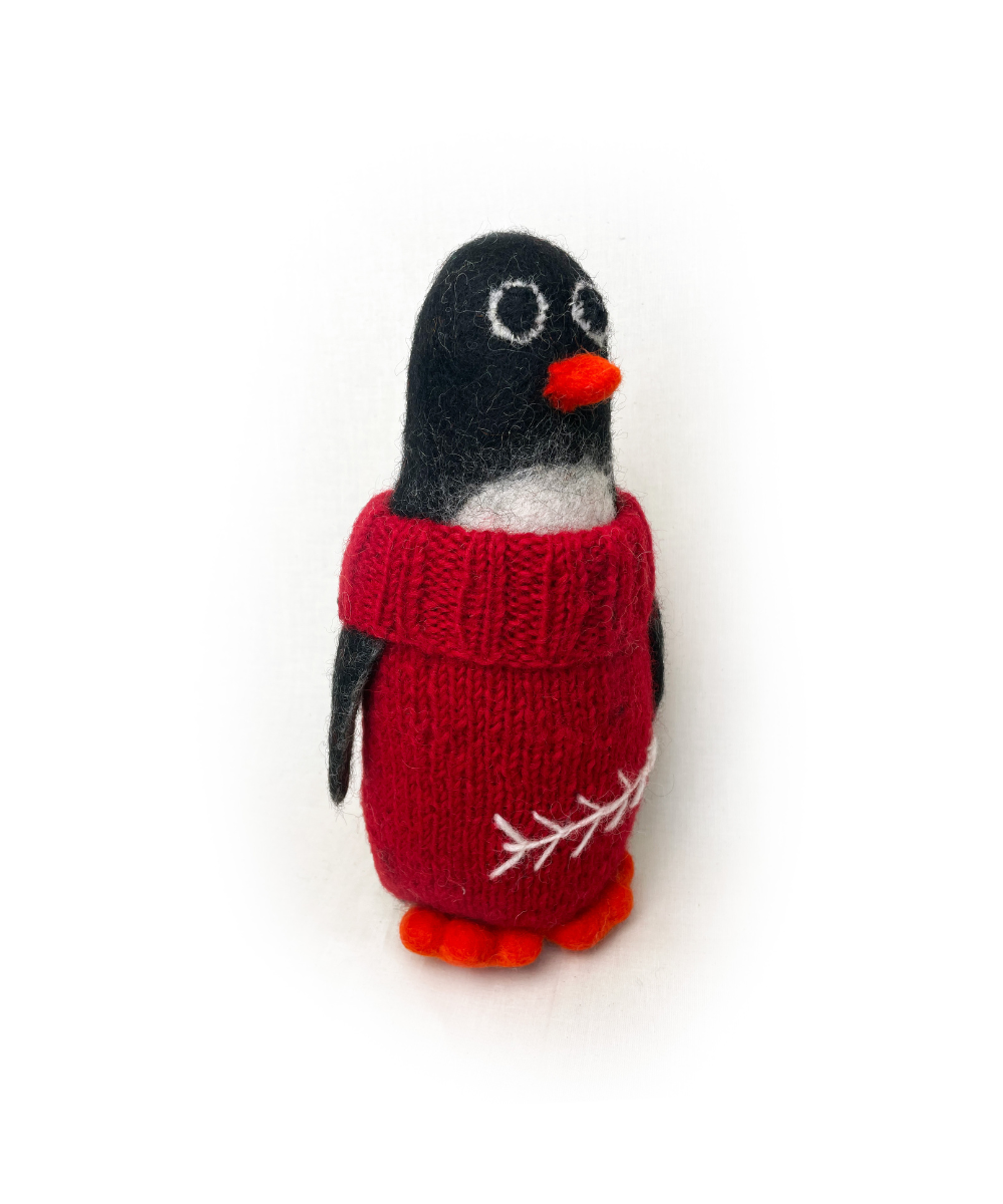 Amica Mo Mo the Penguin Toy