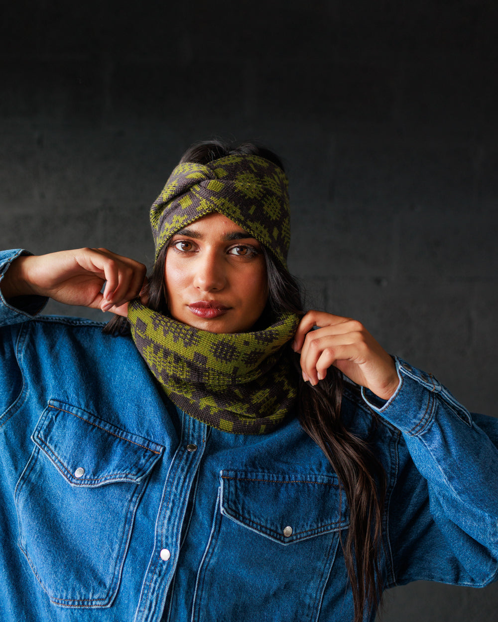 Carthen Merino Tube Scarf  - Umber / Lichen