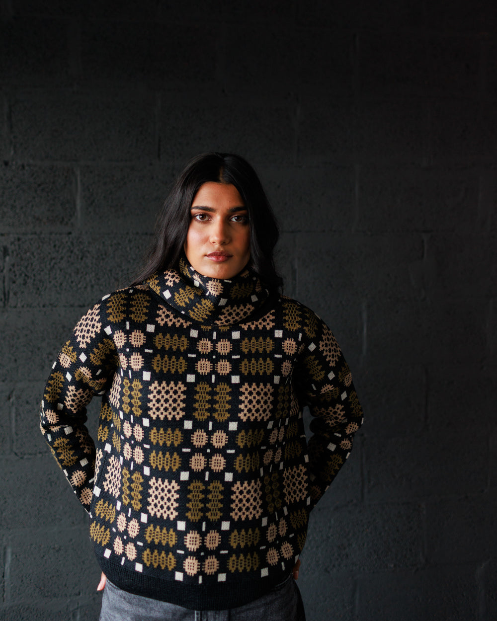 Carthen Merino Pullover - Soot / Fields