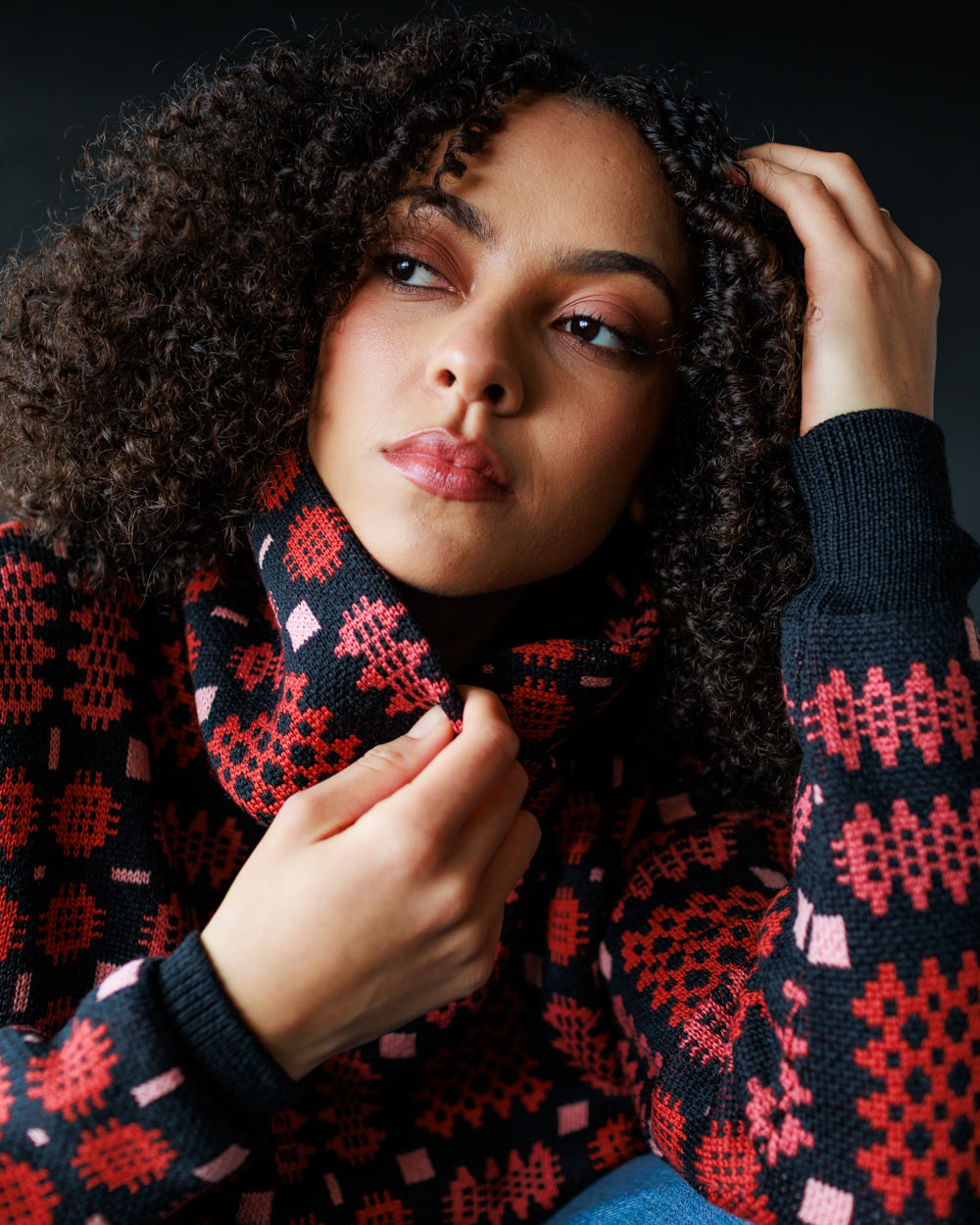 Carthen Merino Neck Wrap - Soot / Petals