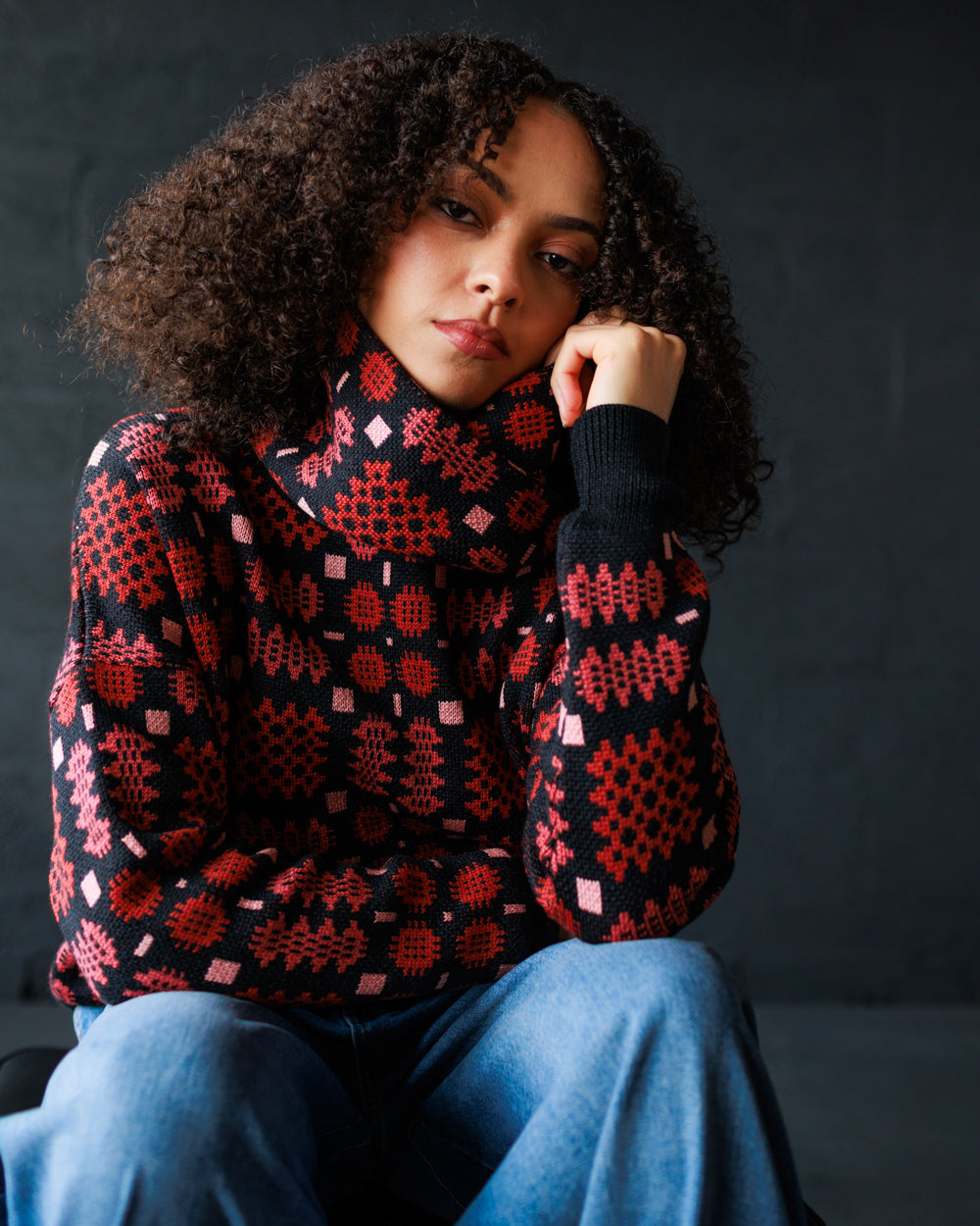 Carthen Merino Neck Wrap - Soot / Petals