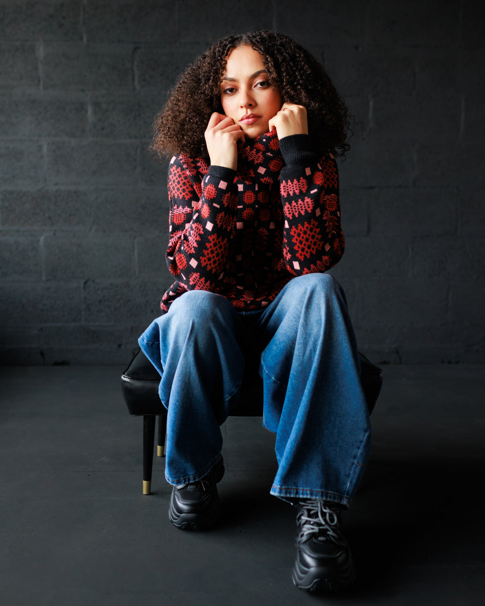 Carthen Merino Pullover - Soot / Petals