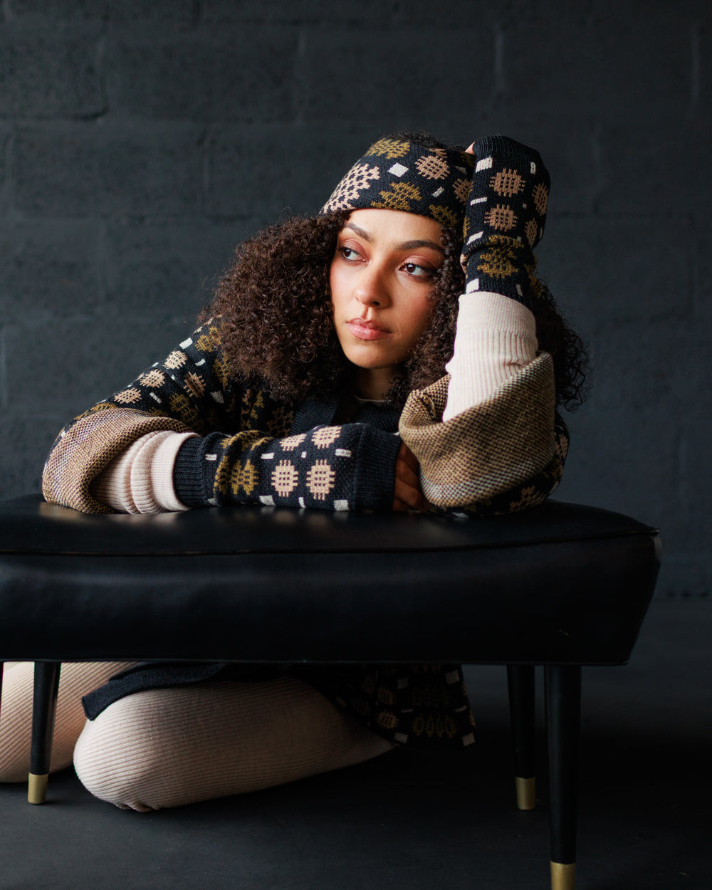 Carthen Merino Fingerless Mittens - Soot / Fields