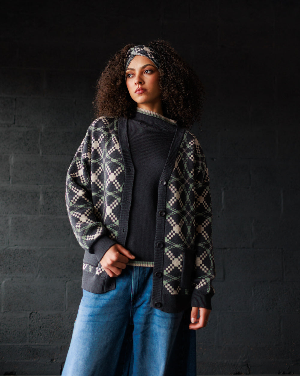 Sêr Cardigan - Alpine Wolf (Adult)