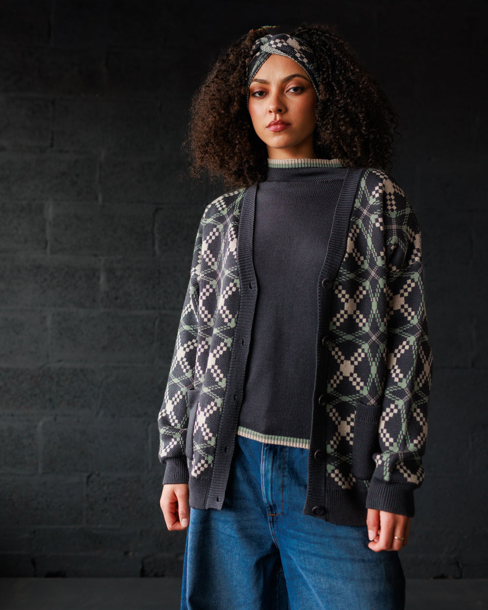 Sêr Cardigan - Alpine Wolf (Adult)
