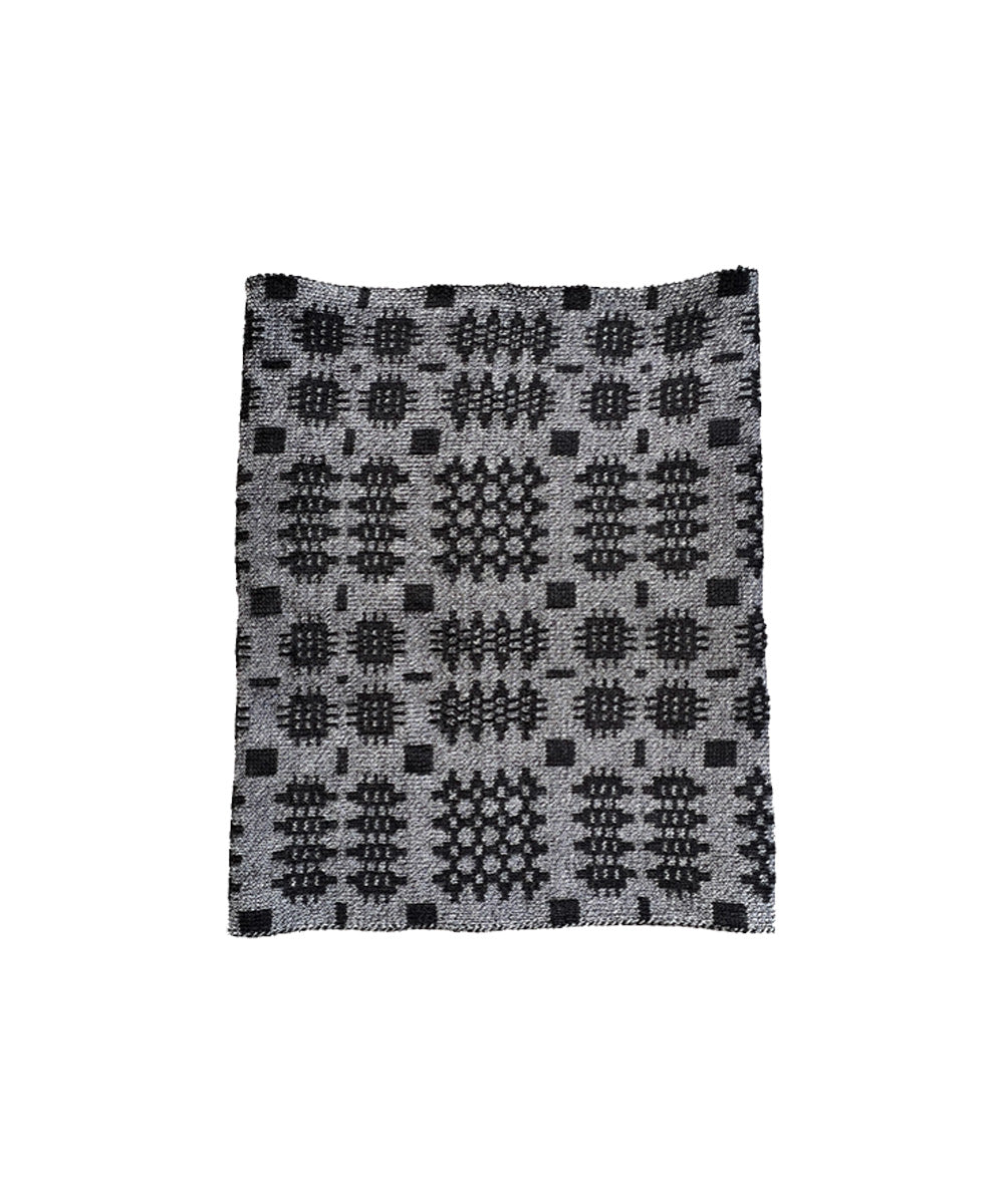 Carthen Tube Scarf  - Soot / Squirrel