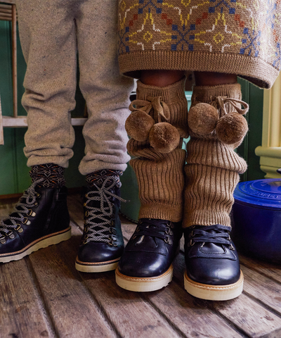 Pom-Pom Warmers - Pecan
