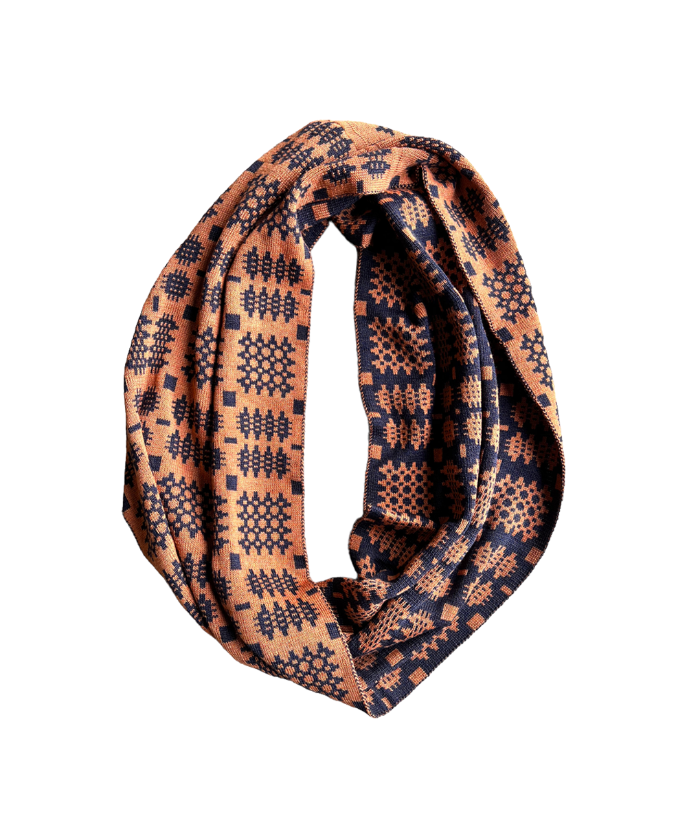 Carthen Mawr Loop Scarf - Rust / Ink