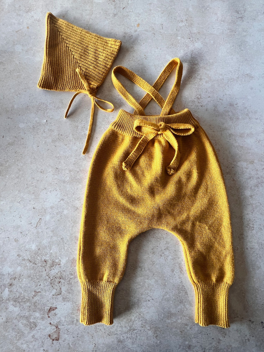 Sample Sale - Size 6M Pixe Bonnet & tie Pants - Gold