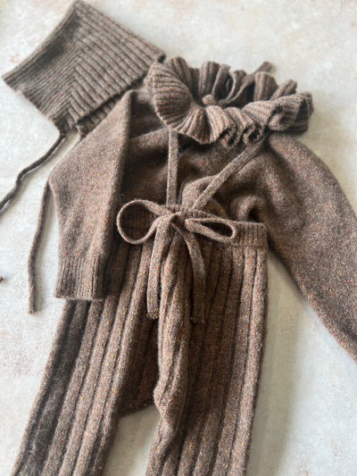 Sample Sale - Size 4Y Bonnet, Pullover & tie Pants - Twig