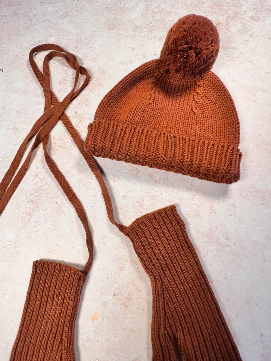 Sample Sale - Size M (4-8 years) Mittens-on-strings + Beanie Hat - Rust