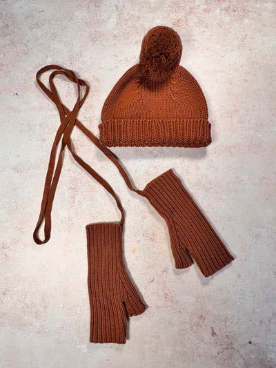 Sample Sale - Size M (4-8 years) Mittens-on-strings + Beanie Hat - Rust