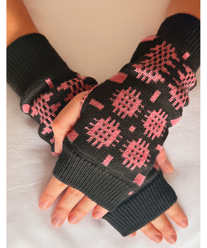 Carthen Merino Fingerless Mittens - Black/Rhosyn