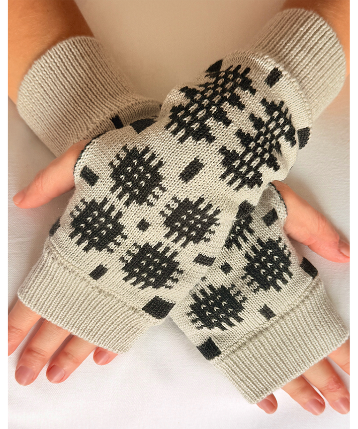 Carthen Merino Fingerless Mittens - Ecru/Anthracite