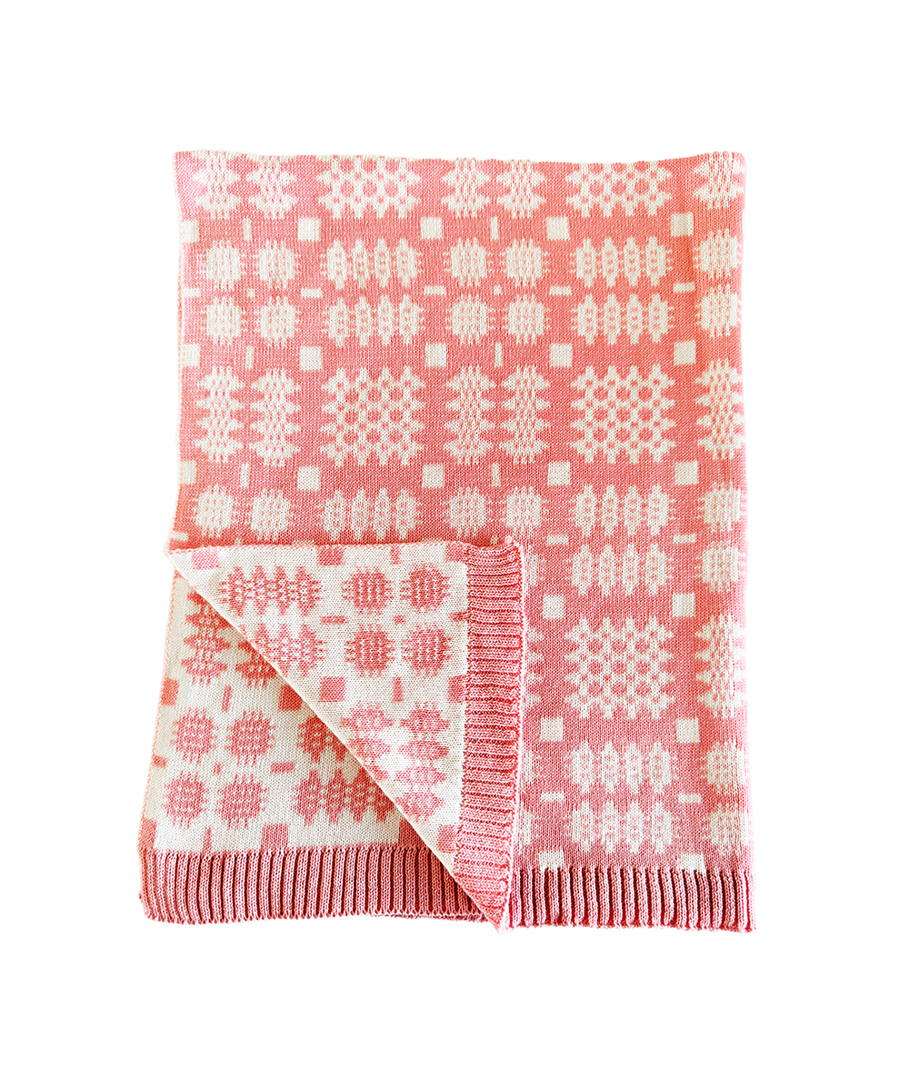 Carthen Baby Shawl in Organic Cotton - Flamingo Pink