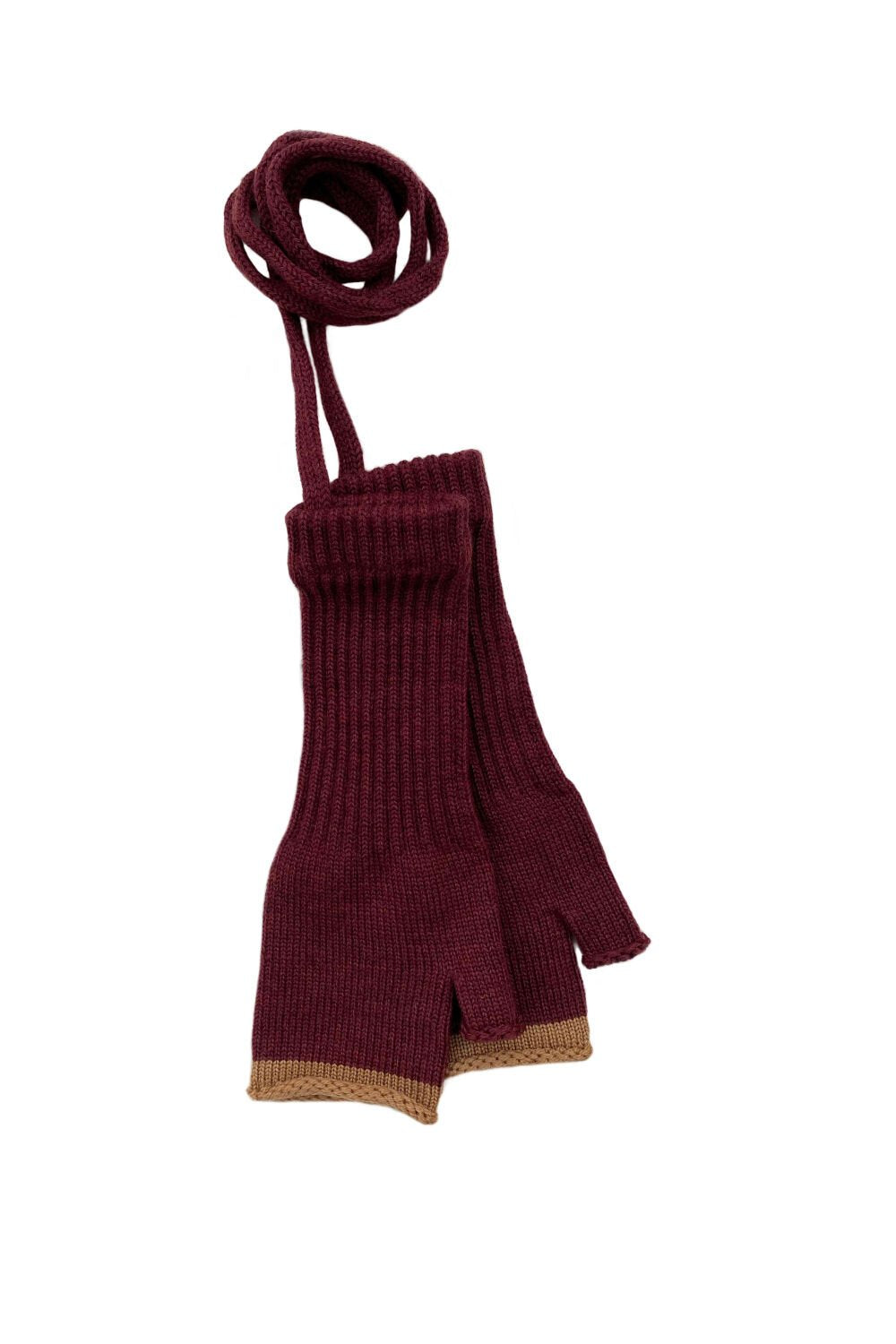 Tryfan Mittens - Berry / Peanut